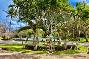 8 Bell Ln, Palm Springs, FL 33406 - Photo 5