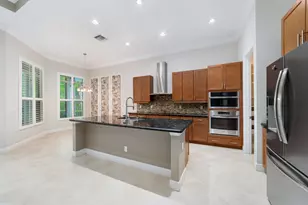 10891 SW Visconti Way, Port Saint Lucie, FL 34986 - Photo 7