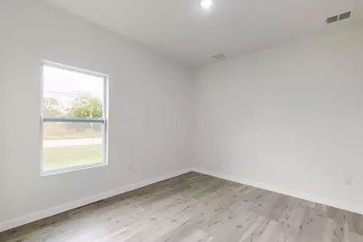 8685 101st Court, Vero Beach, FL 32967 - Photo 23