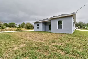 8685 101st Ct, Vero Beach, FL 32967 - Photo 33