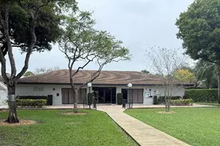 2720 S Oakland Forest Dr, Oakland Park, FL 33309 - Photo 21