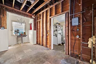 418 E Lakewood Rd, West Palm Beach, FL 33405 - Photo 5