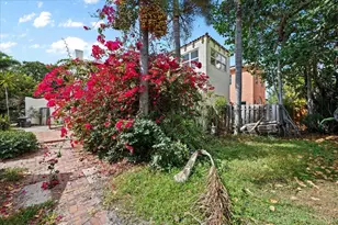 418 E Lakewood Rd, West Palm Beach, FL 33405 - Photo 19
