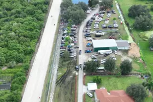 435 E A Road E, Labelle, FL 33935 - Photo 15