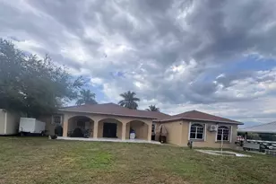 435 E A Road E, Labelle, FL 33935 - Photo 9