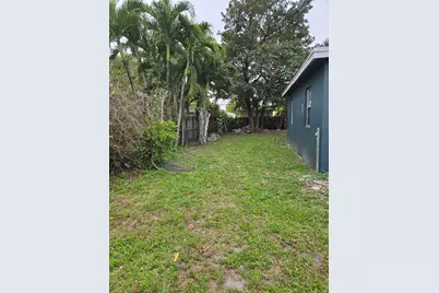 1020 NW 147th Street, Miami, FL 33168 - Photo 5