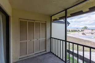 4715 Lucerne Lakes Blvd E, Lake Worth, FL 33467 - Photo 11