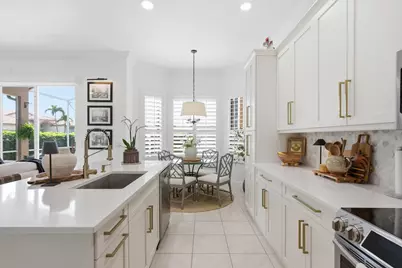 7046 Haviland Circle, Boynton Beach, FL 33437 - Photo 7