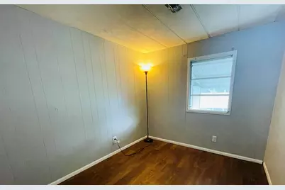 8026 SE Wren Avenue, Hobe Sound, FL 33455 - Photo 11