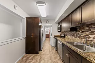 1840 Fairview Villas Dr, Palm Springs, FL 33406 - Photo 9