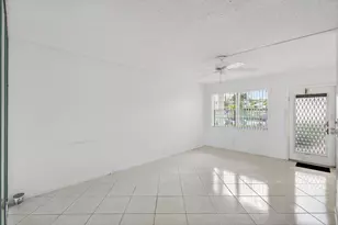 1009 Hythe A, Boca Raton, FL 33434 - Photo 13