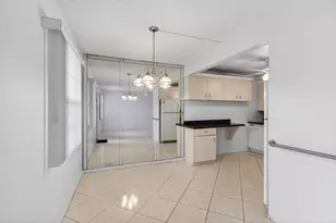 1009 Hythe A, Boca Raton, FL 33434 - Photo 15