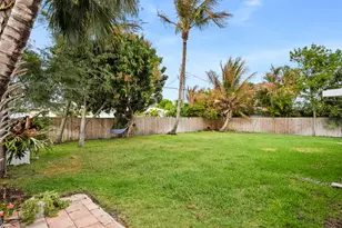 4729 SE Bayshore Terrace, Stuart, FL 34997 - Photo 31