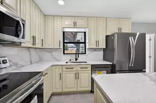 3374 Florida Blvd, Palm Beach Gardens, FL 33410 - Photo 13