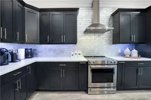 10361 NW 54th Pl, Coral Springs, FL 33076 - Photo 5