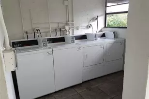 2771 Riverside Dr, Coral Springs, FL 33065 - Photo 25