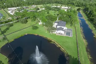 13230 Running Water Rd, Palm Beach Gardens, FL 33418 - Photo 31