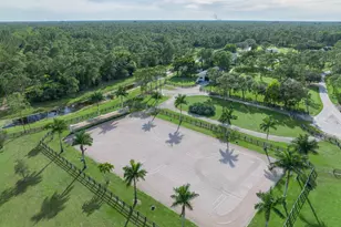 13230 Running Water Rd, Palm Beach Gardens, FL 33418 - Photo 17