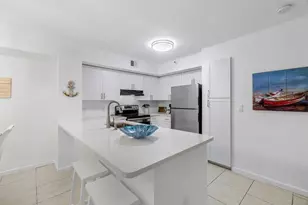 131 Yacht Club Way, Hypoluxo, FL 33462 - Photo 7