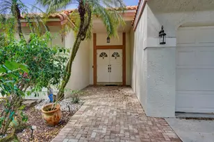 10527 Zurich St, Cooper City, FL 33026 - Photo 5