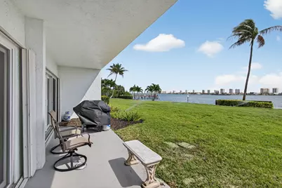 3040 Lake Shore Drive, Riviera Beach, FL 33404 - Photo 45