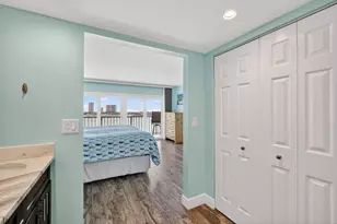 3040 Lake Shore Dr, Riviera Beach, FL 33404 - Photo 25