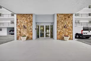 3040 Lake Shore Dr, Riviera Beach, FL 33404 - Photo 39