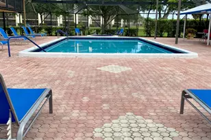 9165 SW 14th St, Boca Raton, FL 33428 - Photo 15