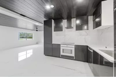 2529 Rainbow Drive, Fort Pierce, FL 34981 - Photo 9