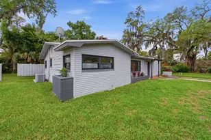 2529 Rainbow Dr, Fort Pierce, FL 34981 - Photo 23