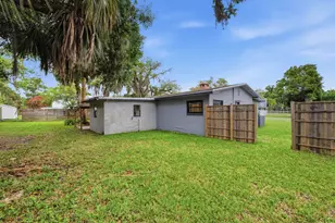 2529 Rainbow Dr, Fort Pierce, FL 34981 - Photo 25
