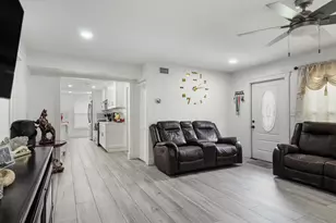 5231 Norma Elaine Rd, West Palm Beach, FL 33417 - Photo 9