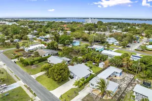 819 SE Stypmann Blvd, Stuart, FL 34994 - Photo 31