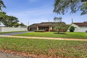 8650 SW 51st St, Cooper City, FL 33328 - Photo 3