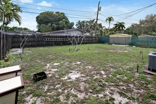 832 NE 22nd Dr, Wilton Manors, FL 33305 - Photo 37