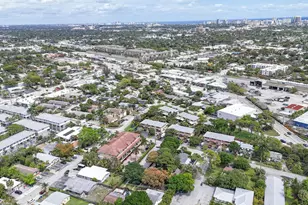 832 NE 22nd Dr, Wilton Manors, FL 33305 - Photo 45