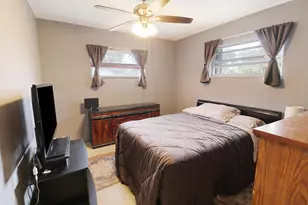 832 NE 22nd Dr, Wilton Manors, FL 33305 - Photo 31