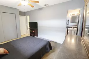 832 NE 22nd Dr, Wilton Manors, FL 33305 - Photo 35