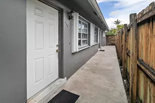 832 NE 22nd Dr, Wilton Manors, FL 33305 - Photo 5