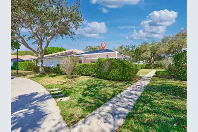 2903 Pin Oak Court, Palm Beach Gardens, FL 33410 - Photo 3