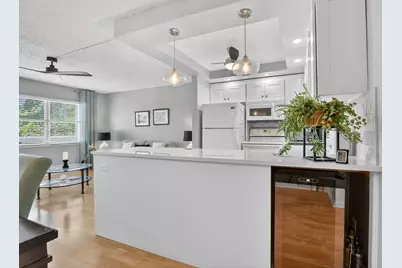 2074 Cambridge D, Deerfield Beach, FL 33442 - Photo 11