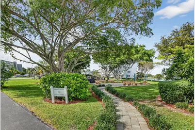 2074 Cambridge D, Deerfield Beach, FL 33442 - Photo 29