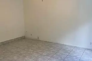 531 NE 174th St, North Miami Beach, FL 33162 - Photo 5