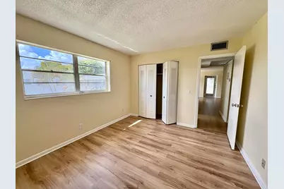 241 Sheffield J, West Palm Beach, FL 33417 - Photo 9