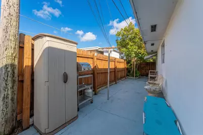 722 Ridge Road, Lantana, FL 33462 - Photo 19