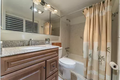 2020 Lake Osborne Drive, Lake Worth Beach, FL 33461 - Photo 13