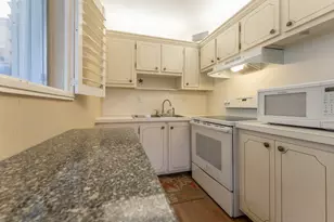 2020 Lake Osborne Dr, Lake Worth Beach, FL 33461 - Photo 9