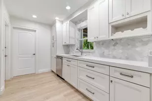 1711 Gregory Rd, Lake Clarke Shores, FL 33406 - Photo 9