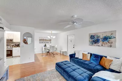 614 Sea Pine Way #C2, West Palm Beach, FL 33415 - Photo 3