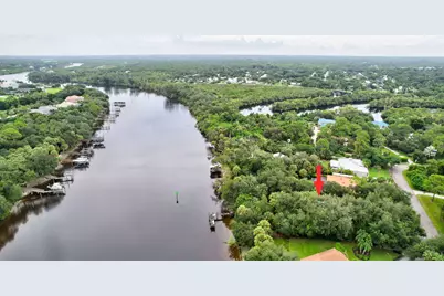 1055 SW Blue Water Way, Stuart, FL 34997 - Photo 5